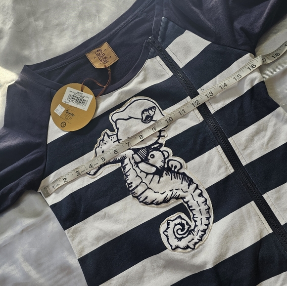 Sailor Hello Kitty Sweater ⚓ - Picture 6 of 8